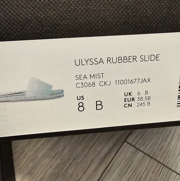 Coach Ulyssa Rubber slide size 8 - Picture 2 of 6